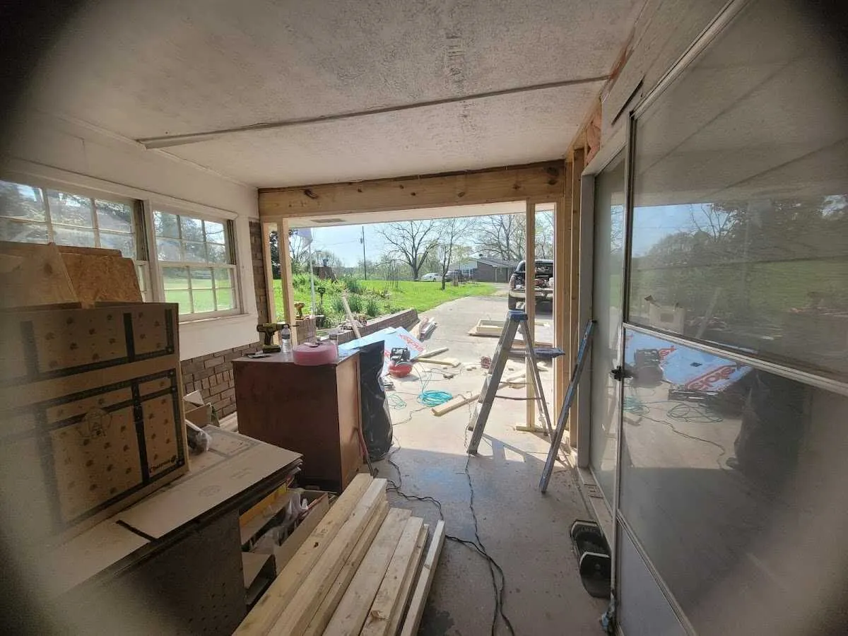 Air movers and dehumidifier for Water Mitigation Services in Sturgeon Bay